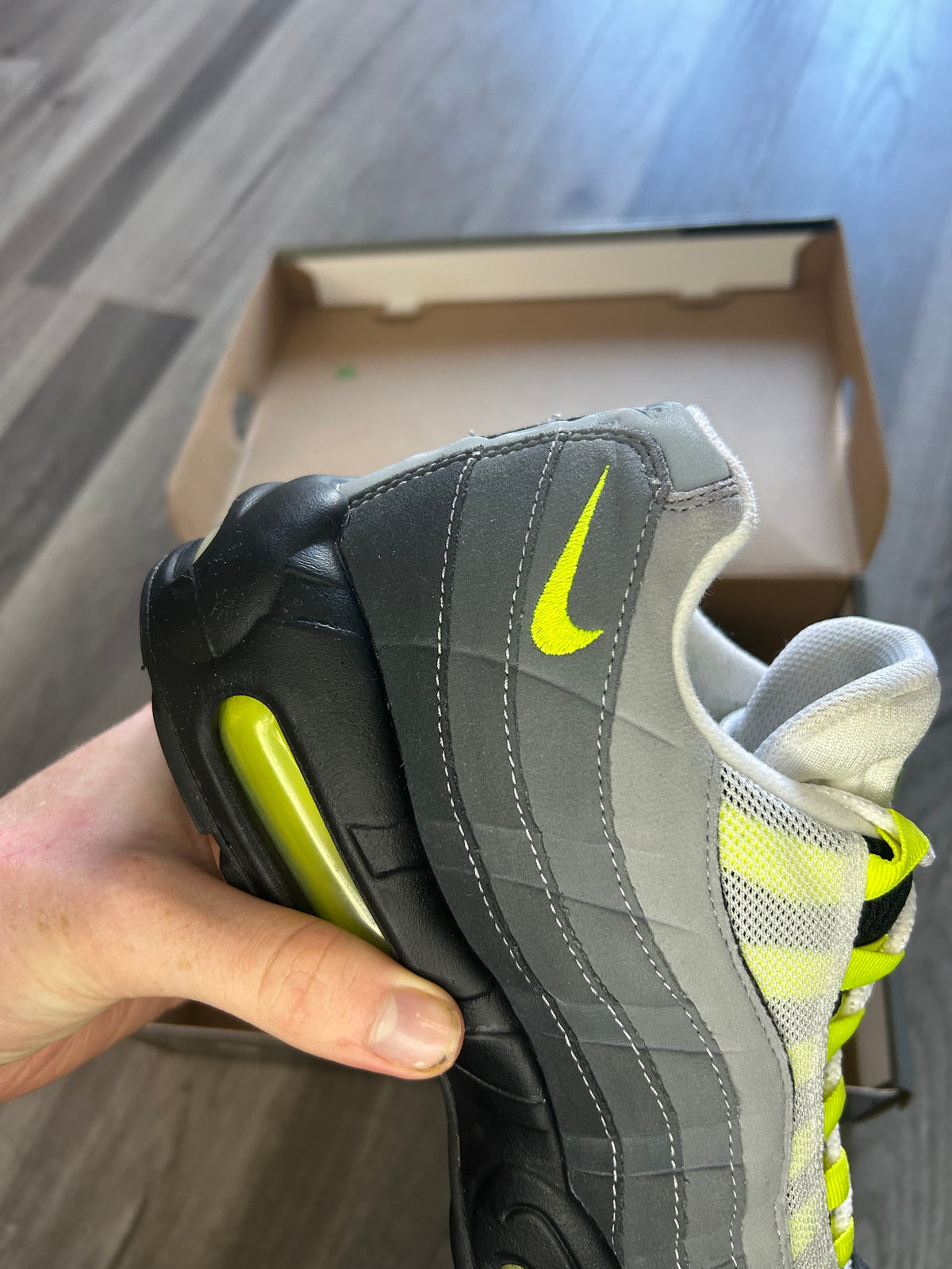 Nike Airmax 95 neon 2020 uk 8 used