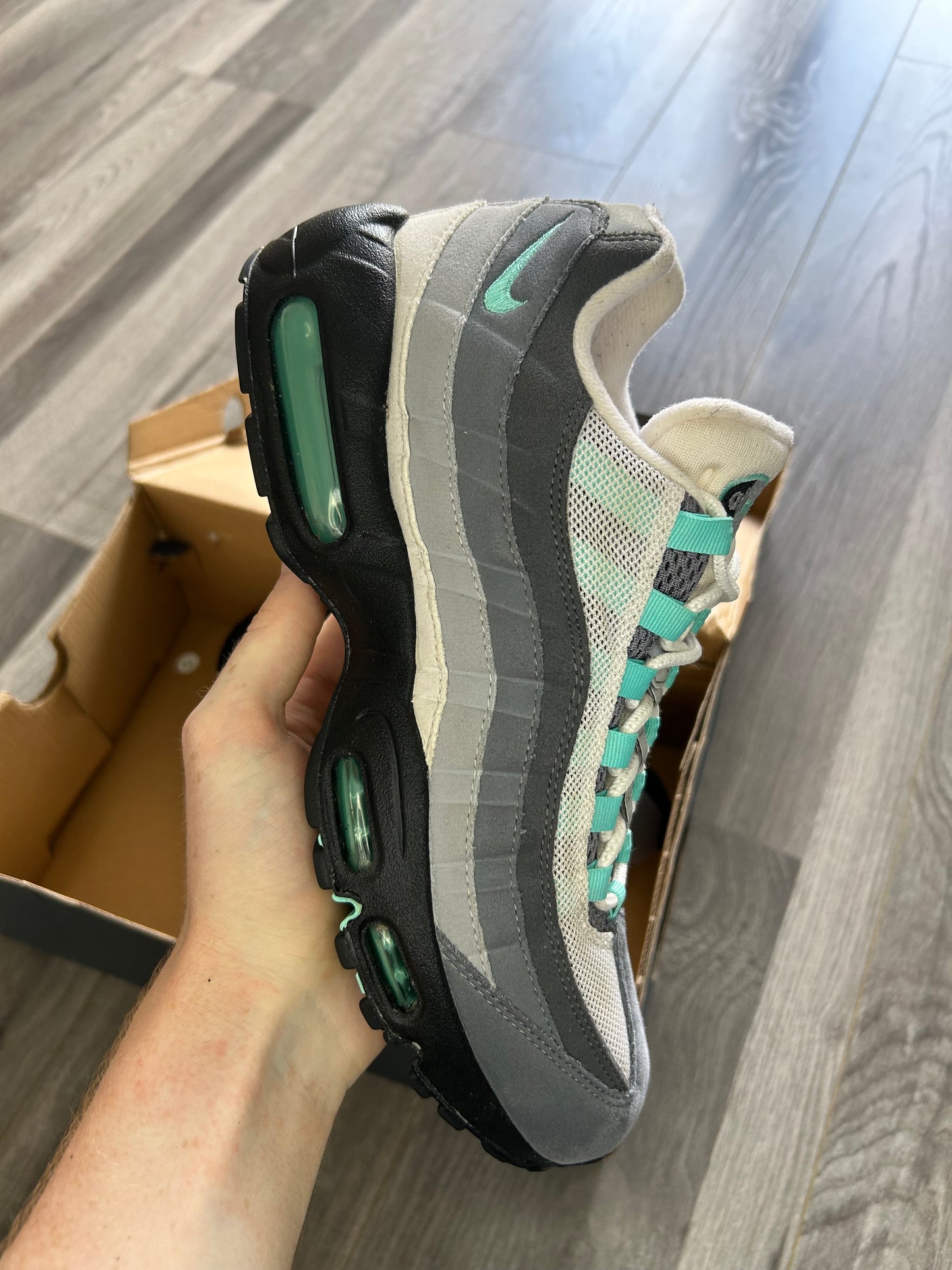 Nike Airmax 95 hyper turquoise uk 8 used
