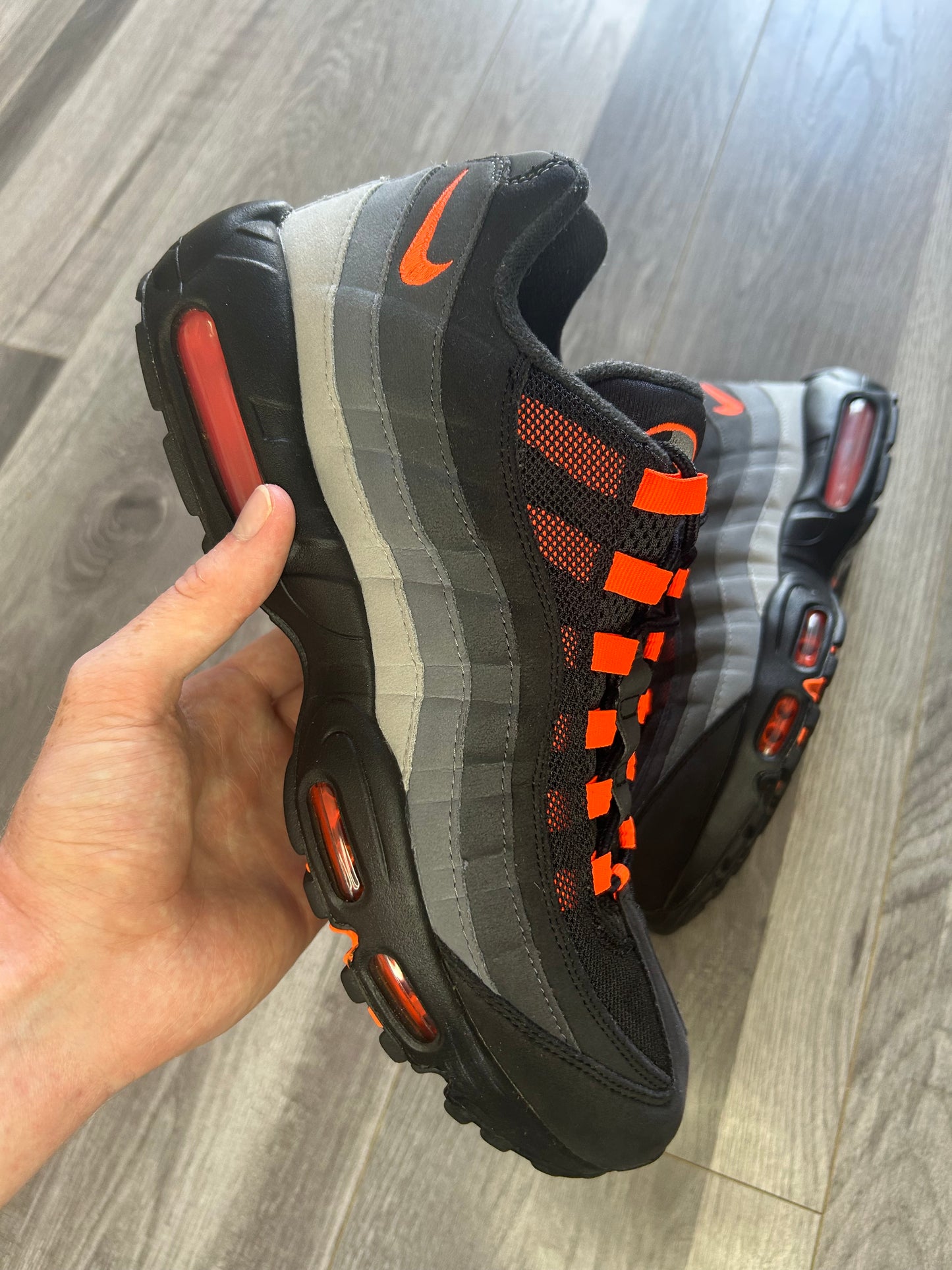 Nike Airmax 95 hyper crimson uk 10.5 used