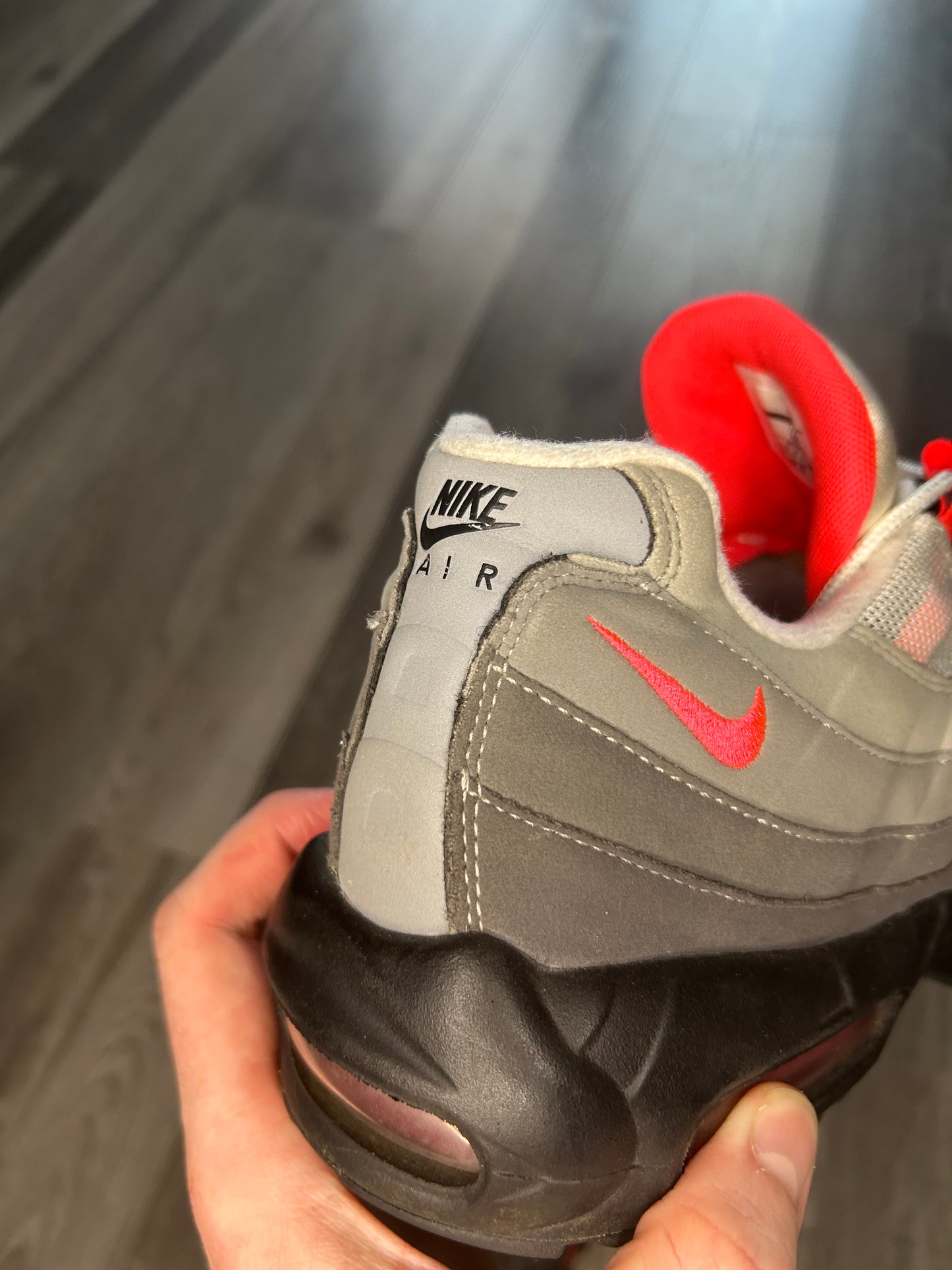 Nike air max 95 solar red uk 10 2018 used