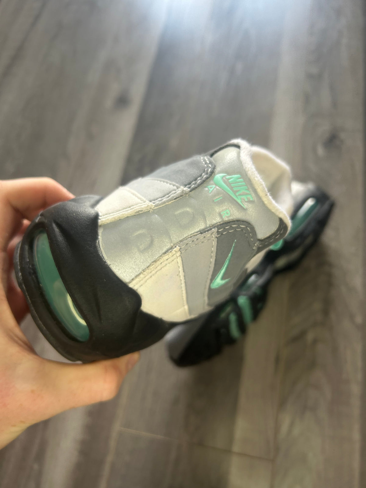 Nike Airmax 95 hyper turquoise uk 8.5 used