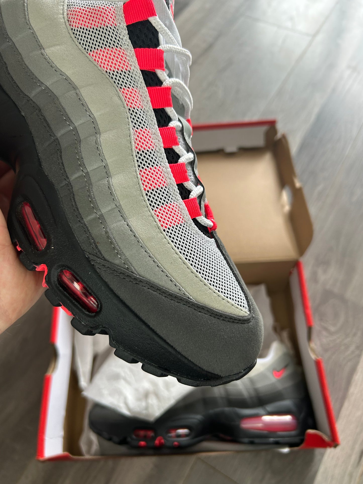 Nike Airmax 95 solar red 2026 big bubble uk 8 brand new