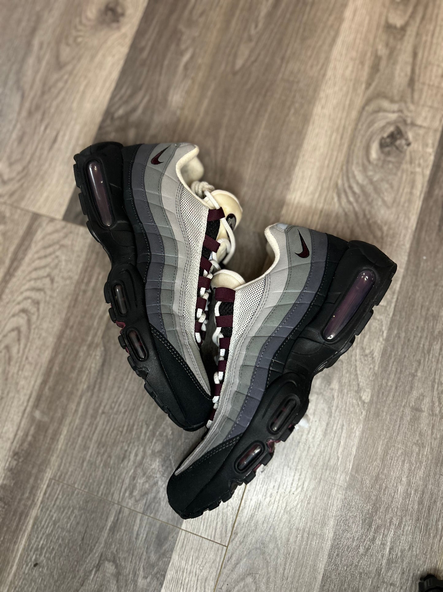 Nike air max 95 beetroot uk 9.5 used