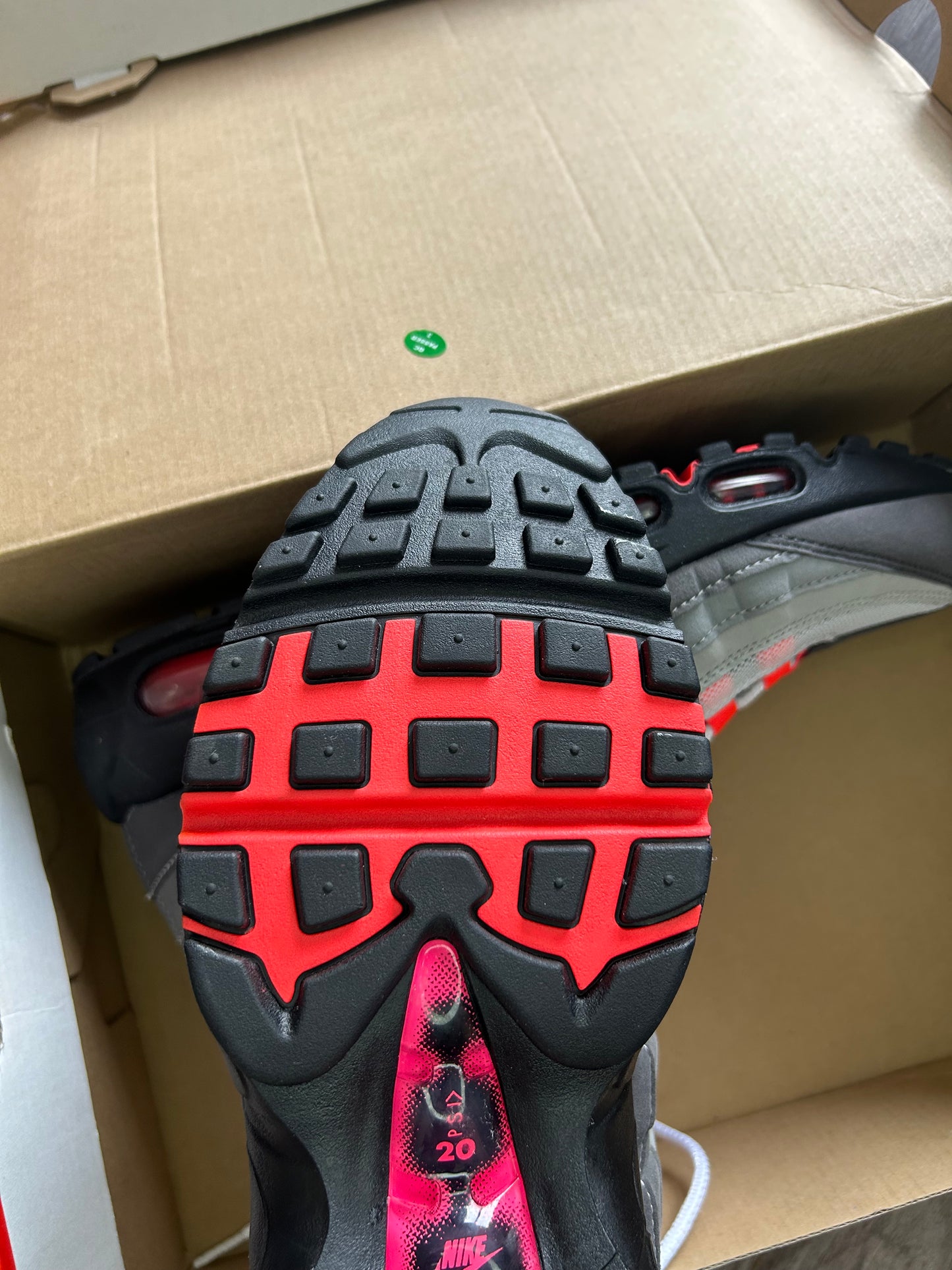 Nike Airmax 95 solar red 2018 uk 8.5 new/tried on