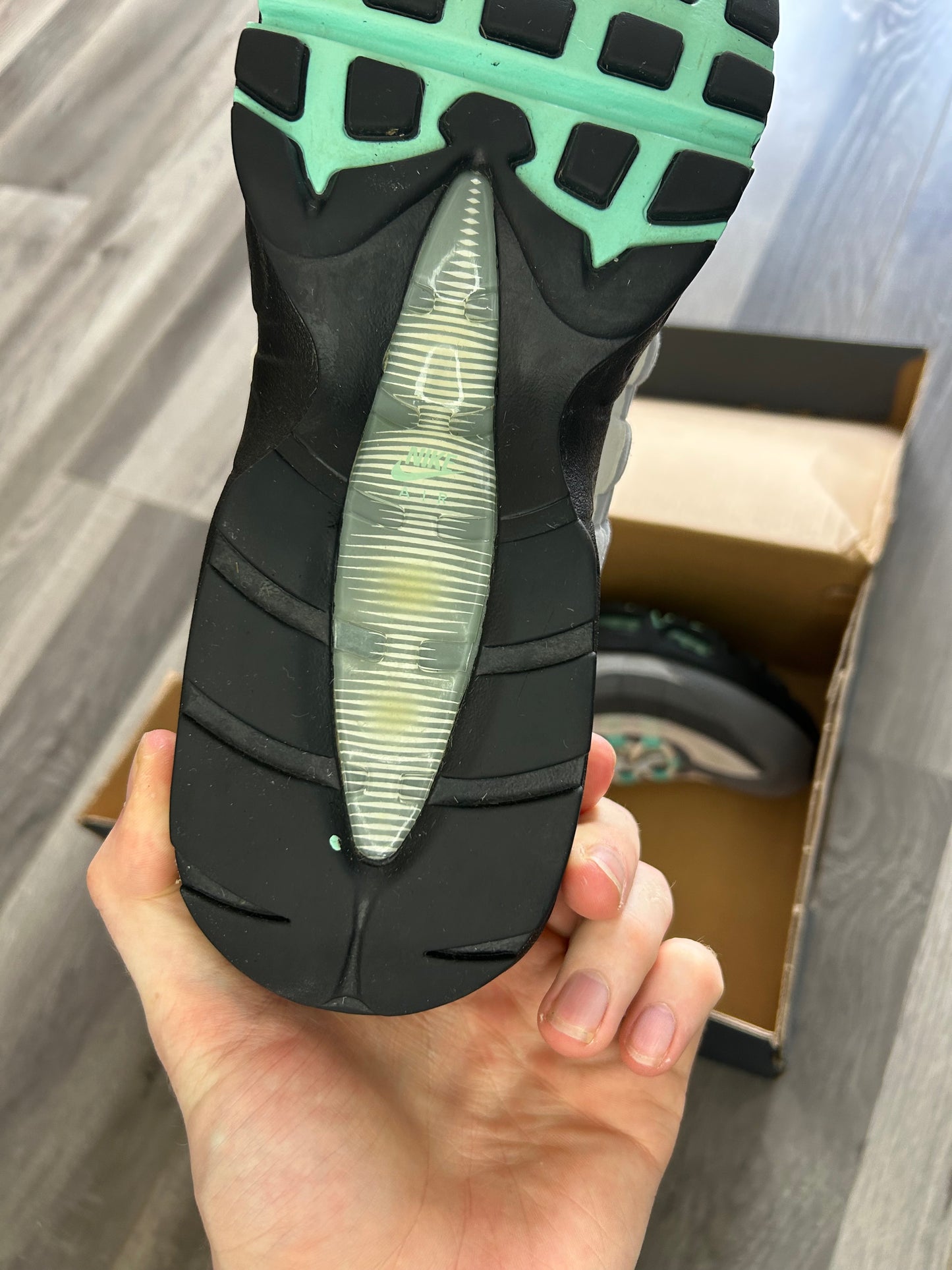 Nike Airmax 95 hyper turquoise uk 8 used