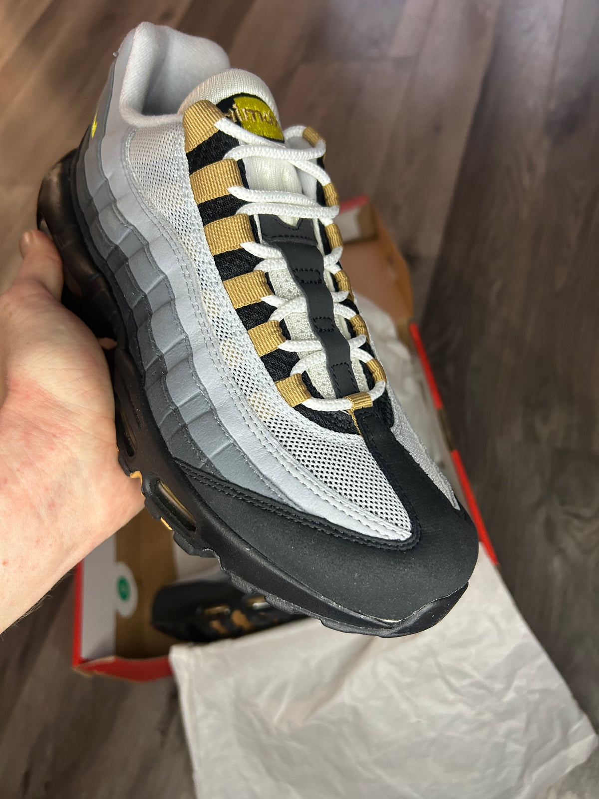 Nike Airmax 95 yellow strike unworn