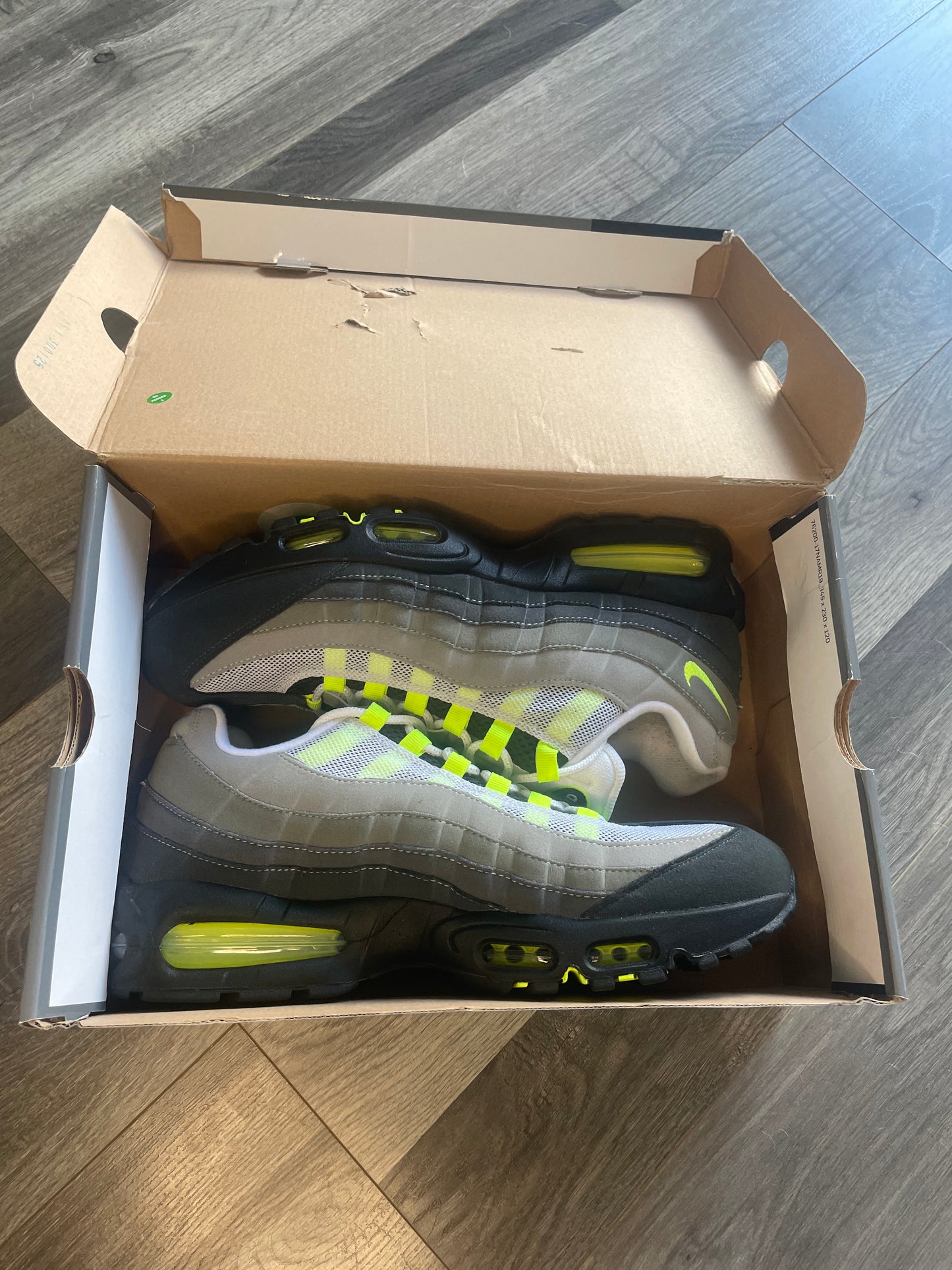 Nike air max 95 neon 2025 big bubble Uk 11 used