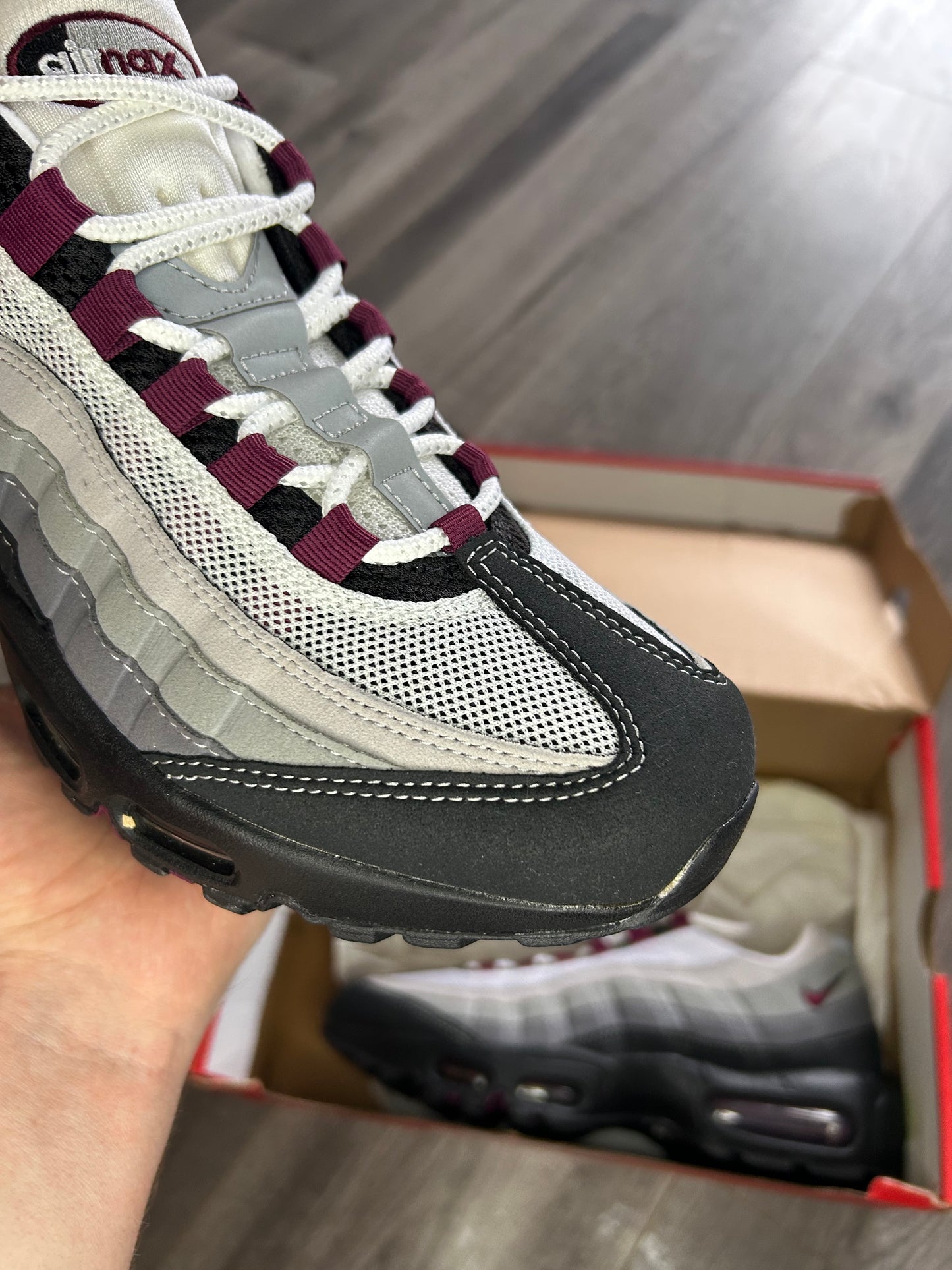 Nike Airmax 95 beetroot brand new multiple sizes
