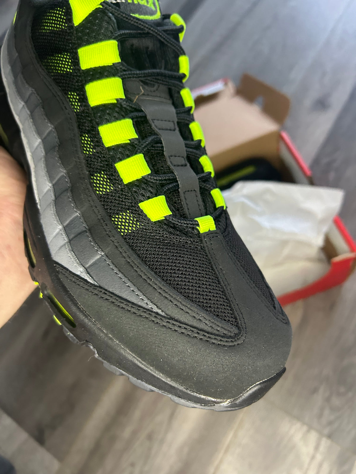 Nike Airmax 95 reverse neon uk 10.5 unworn