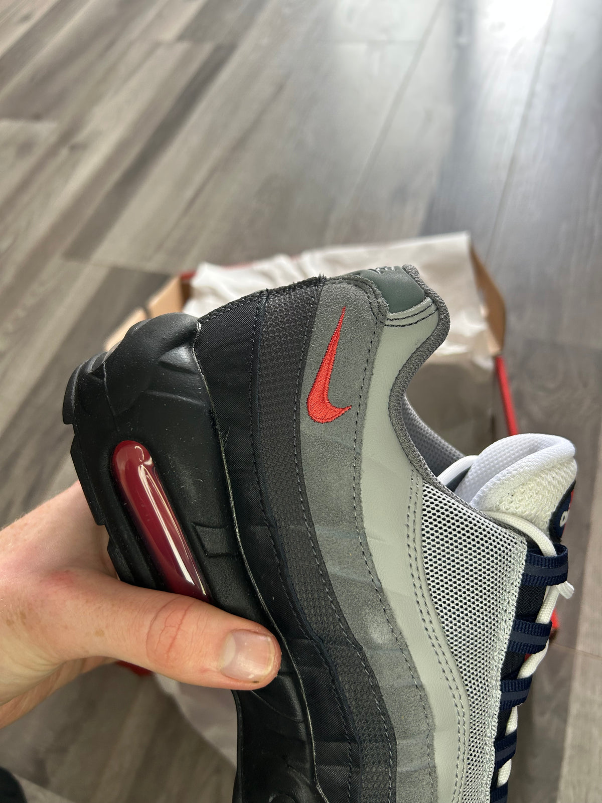 Nike Airmax 95 track red uk 9 unworn