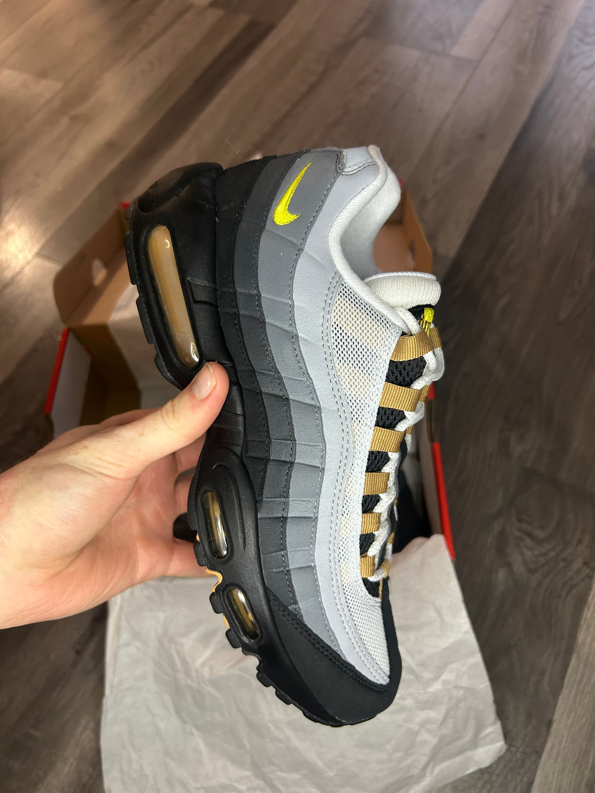Nike Airmax 95 yellow strike unworn