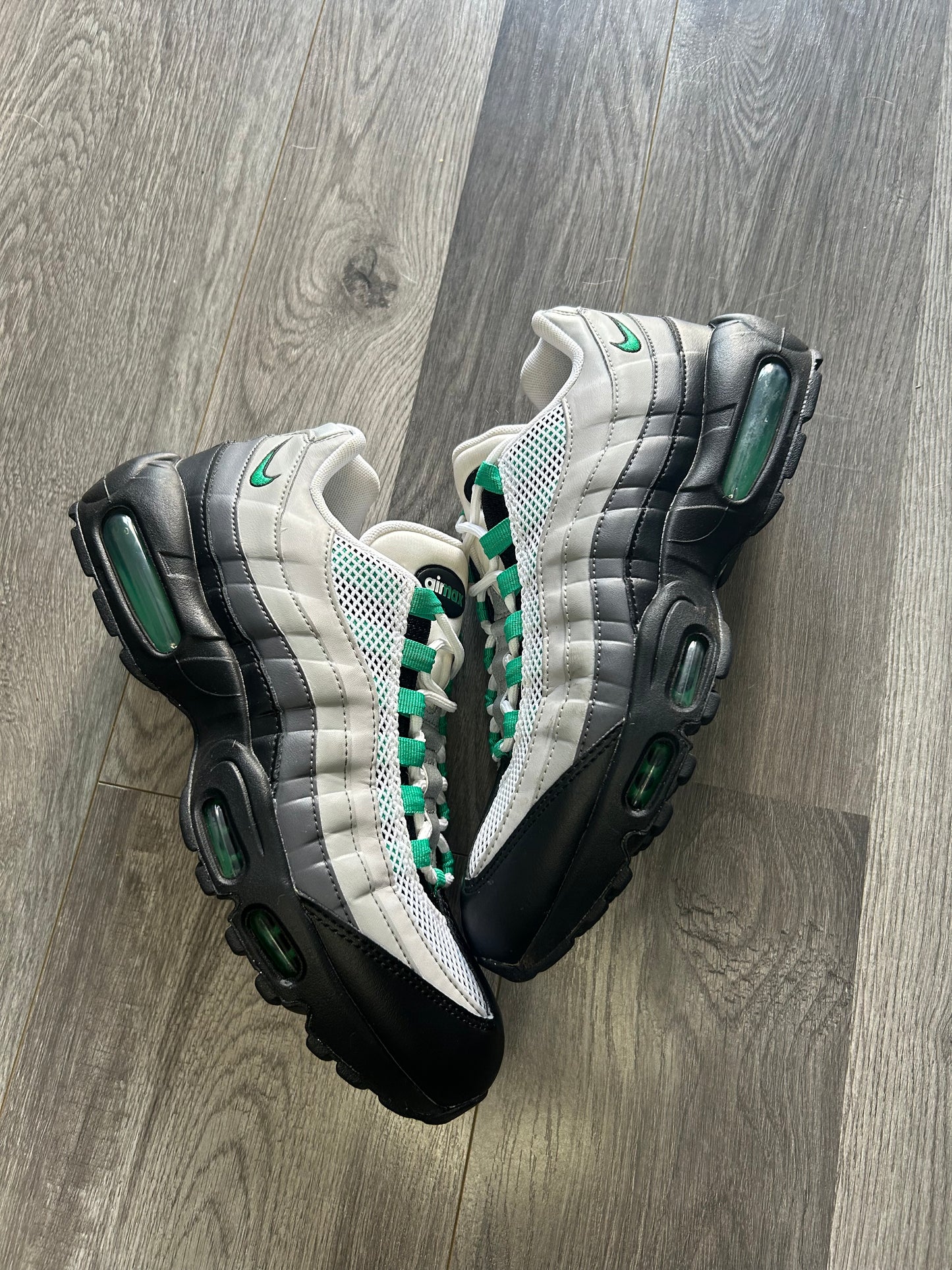 Nike Airmax 95 stadium green uk 8.5 used