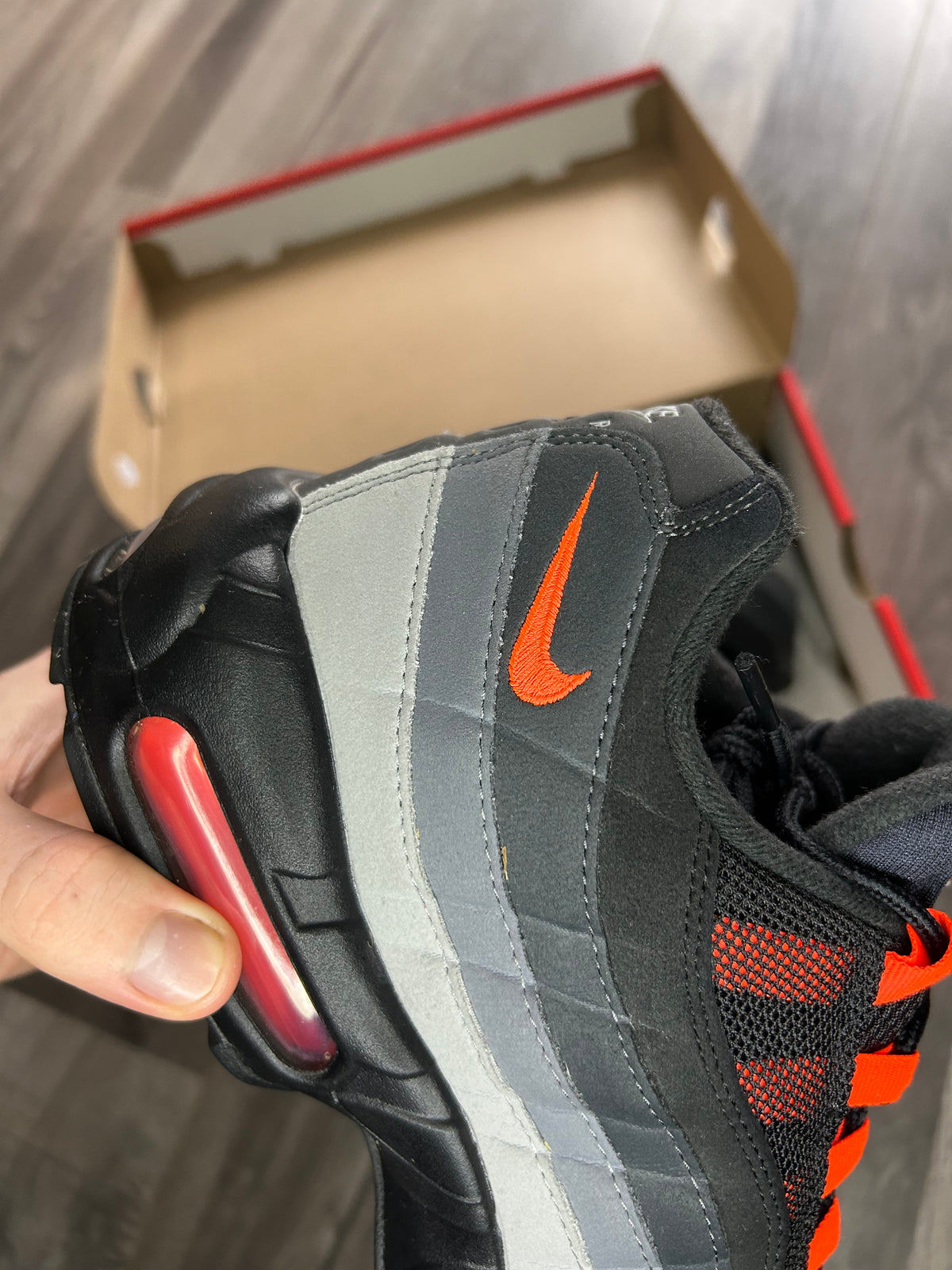 Nike Airmax 95 hyper crimson uk 9 used