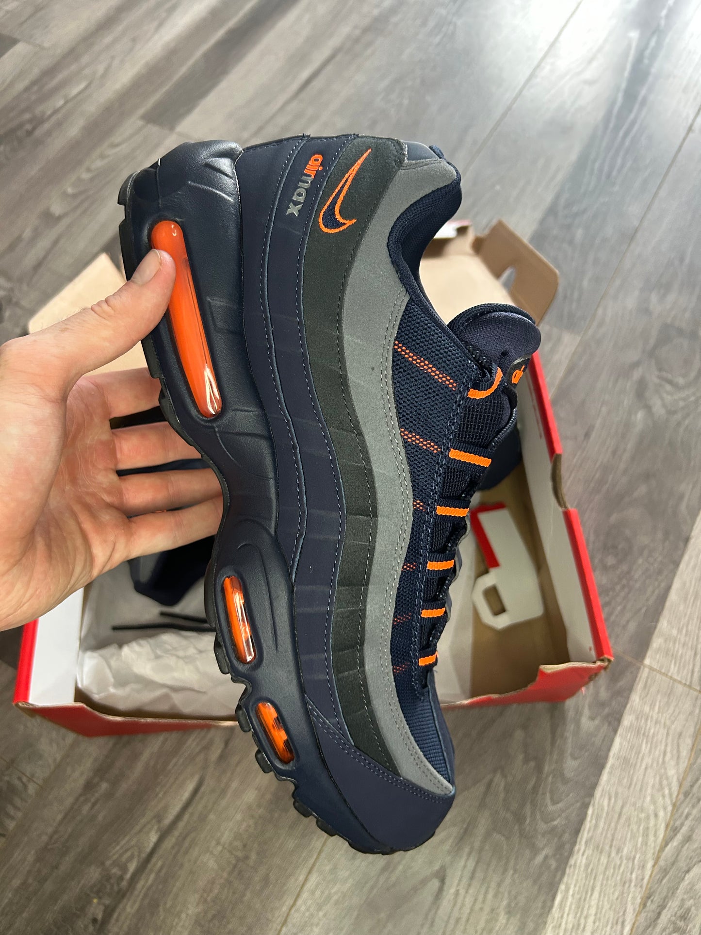 Nike Airmax 95 obsidian total orange uk 12 used