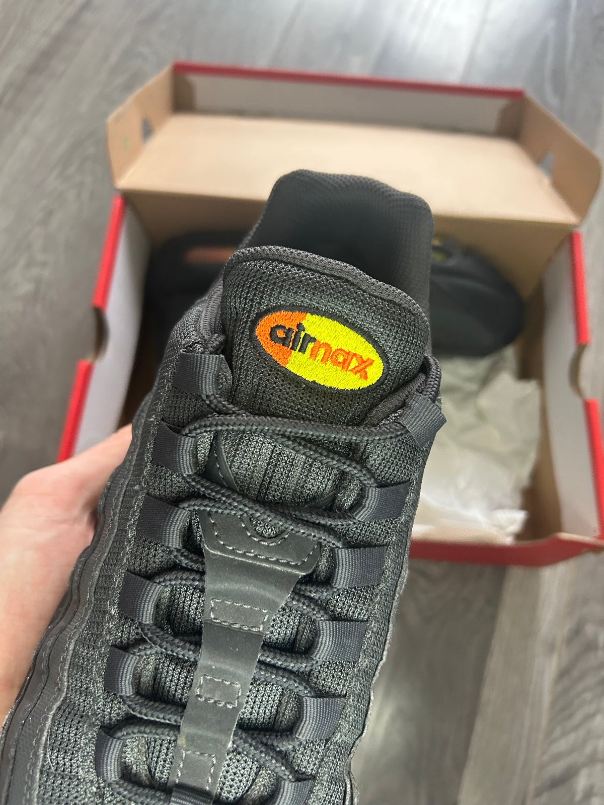 Nike Airmax 95 anthracite safety orange uk 8.5 used