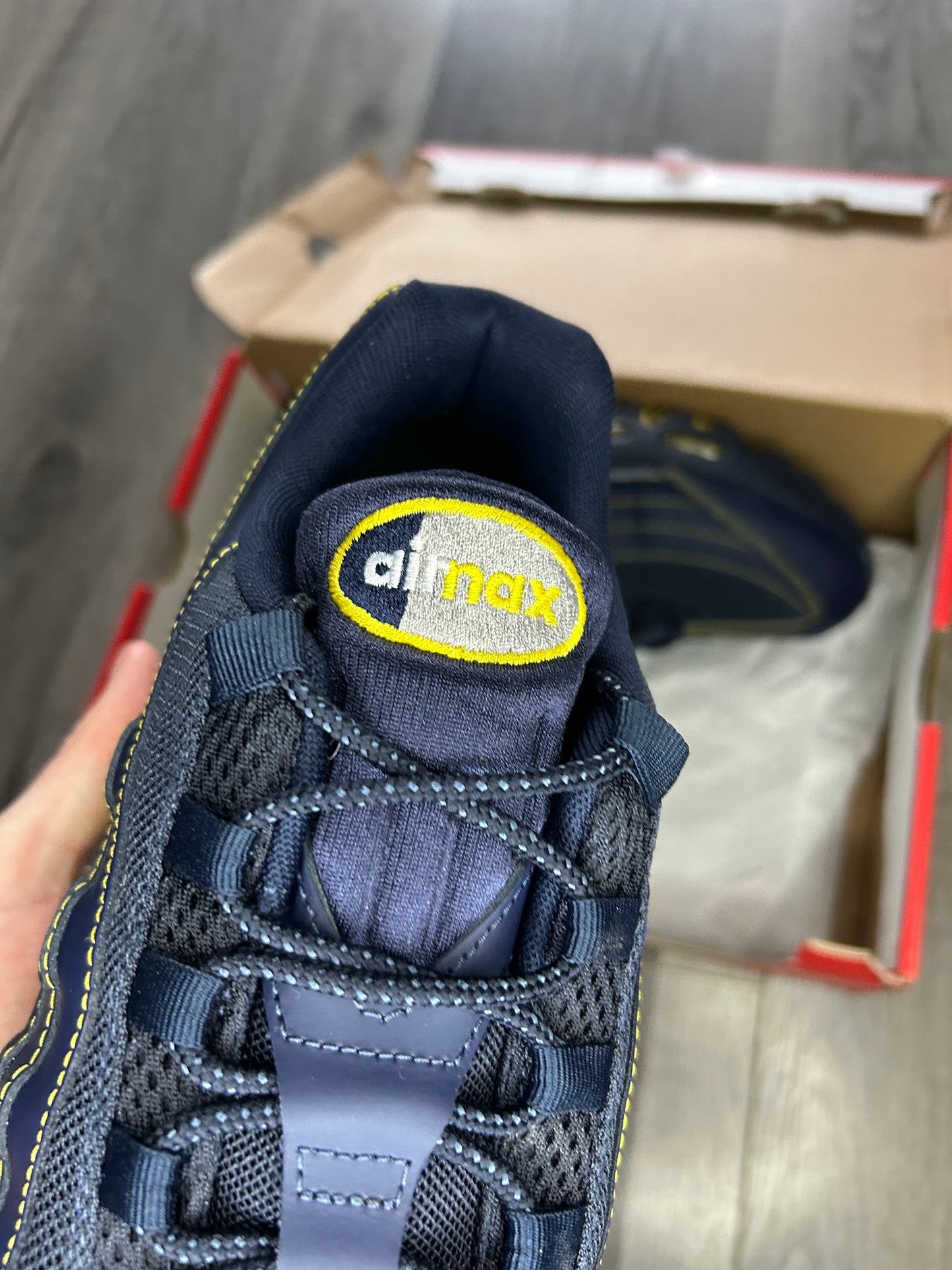 Nike Airmax 95 big bubble obsidian varsity uk 12 used