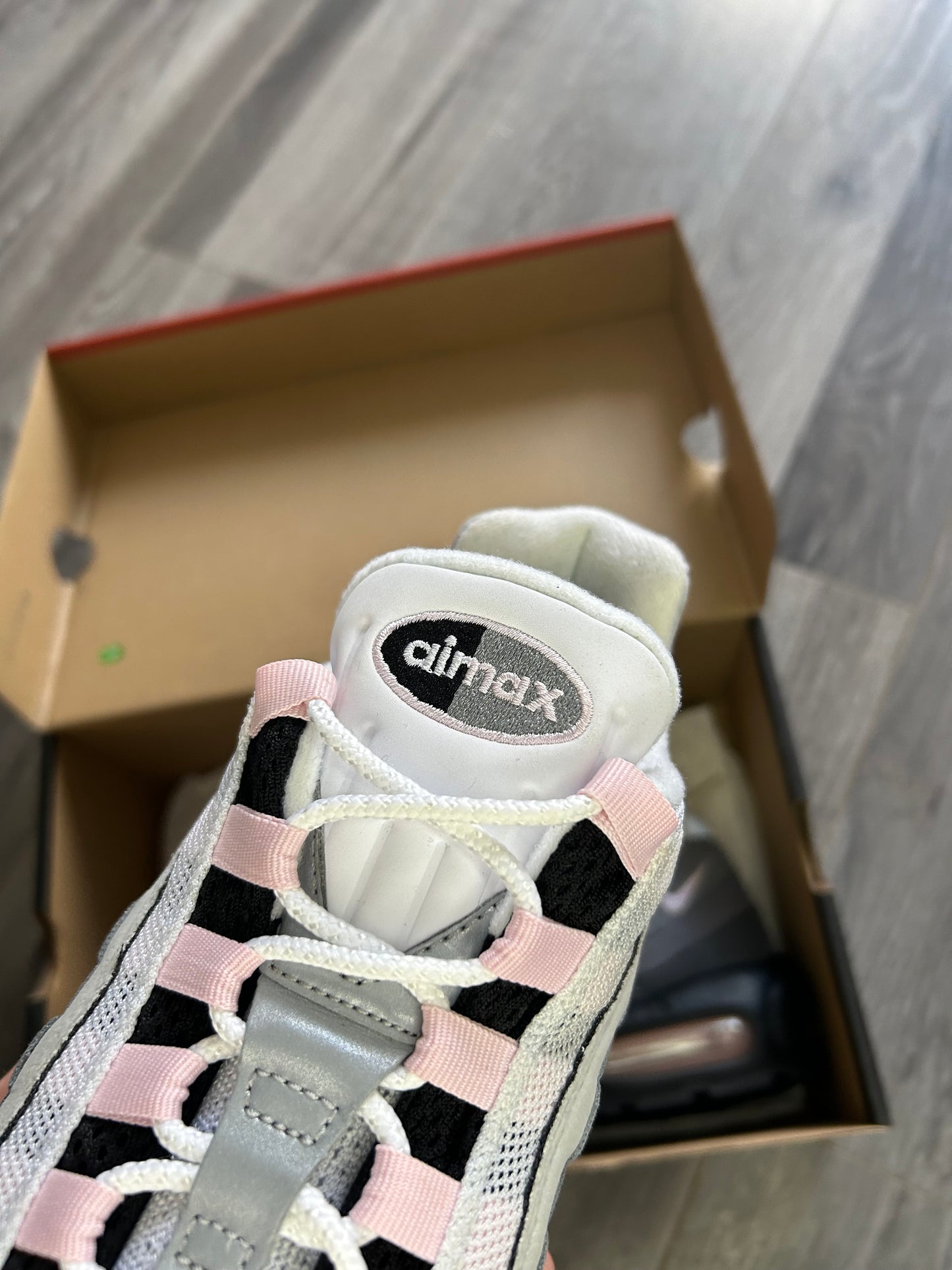 Nike airmax 95 pink foam 2019 uk 7.5 brand new
