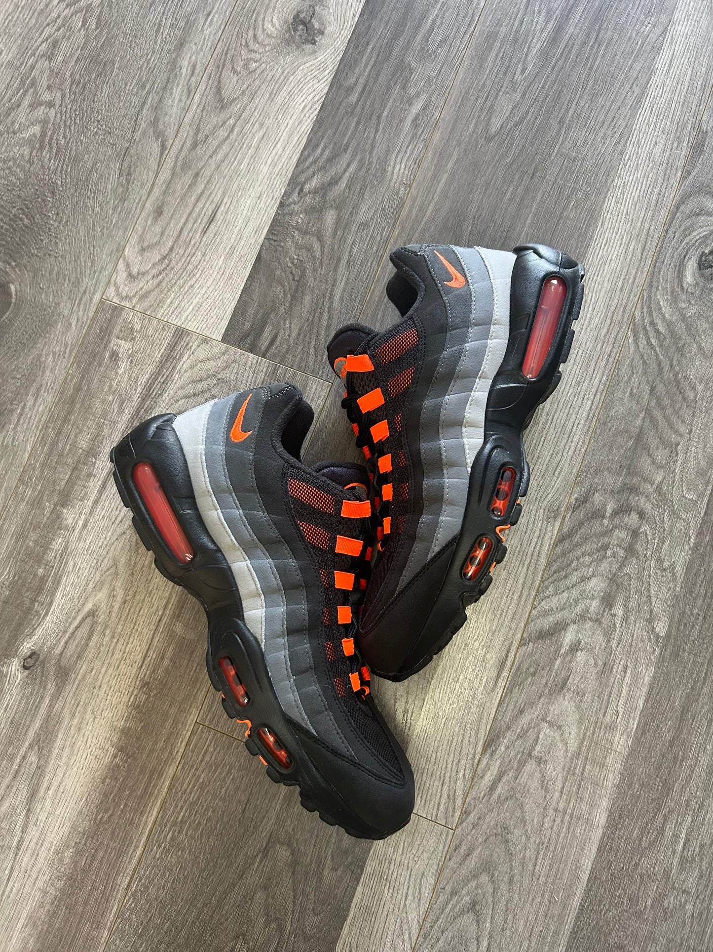 Nike Airmax 95 hyper crimson uk 10.5 used
